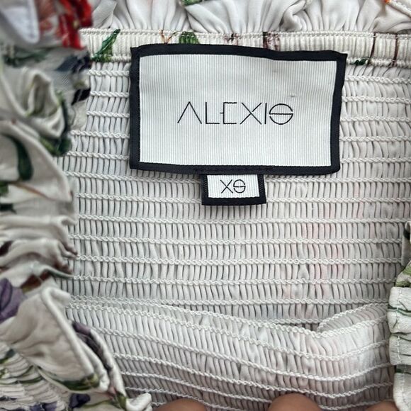 Alexis Elsa top in botanical cream - Picture 5 of 10